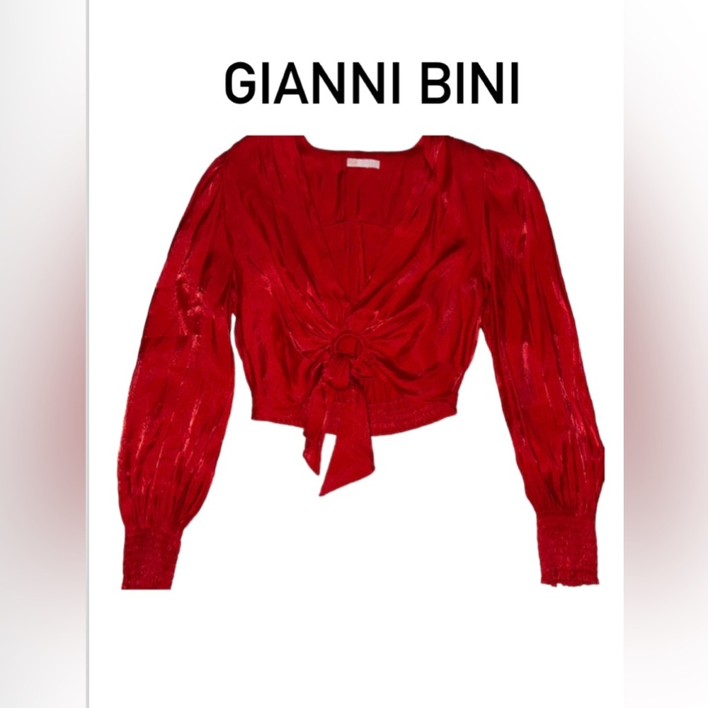 Red Sexy Gianni Bini Blouse. Sz,M